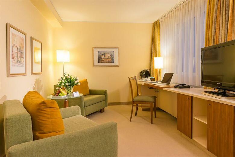 Hotel Essential By Dorint K�ln-junkersdorf