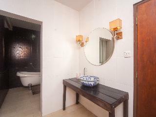Oyo 327 Buddys Hotel
