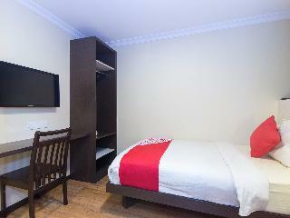 Oyo 431 Hotel De Grand Orchard