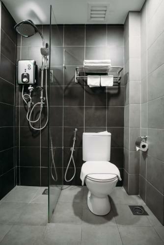 B Lot Hotel
