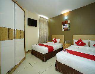 Oyo 43958 Enrich Hotel