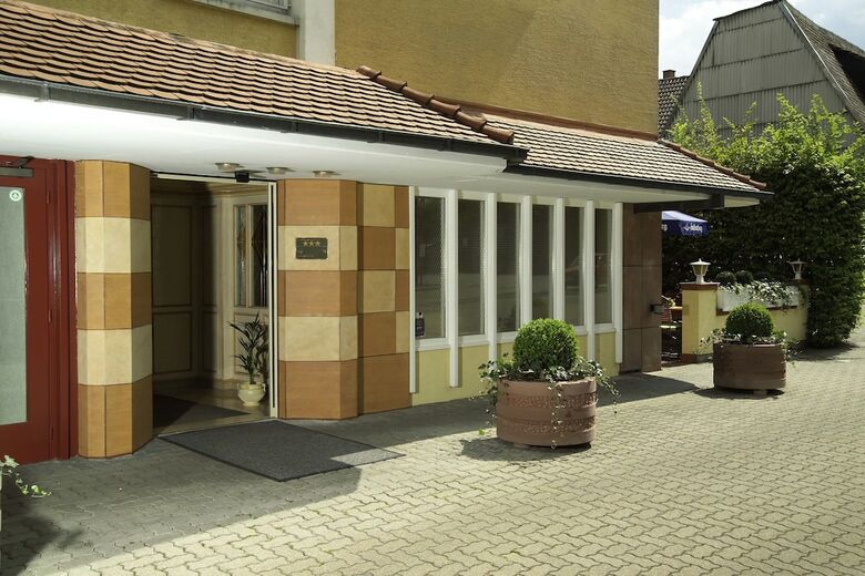 Hotel L�wen-seckenheim