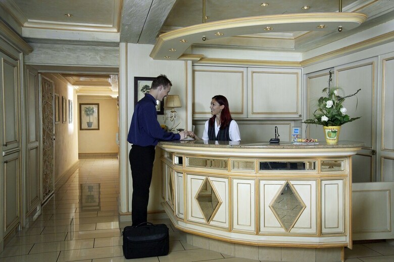 Hotel L�wen-seckenheim