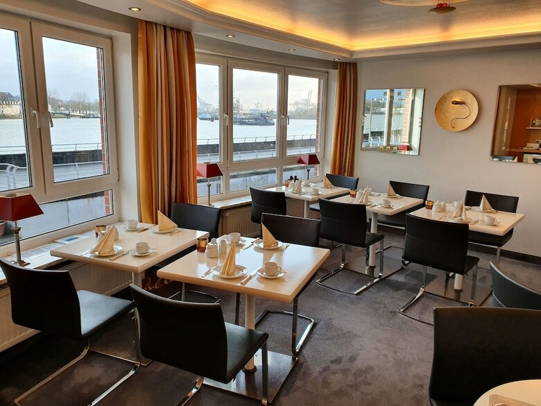 Hotel Am Elbufer