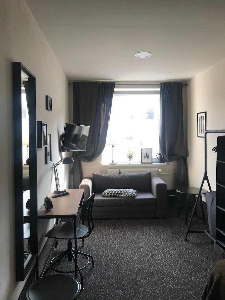 Hamburg Room