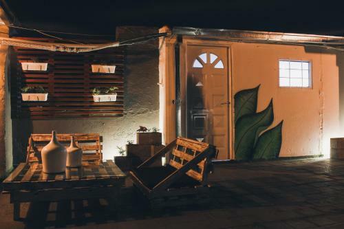 Yanquetruz Hostel