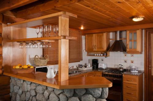Lodge Caba�as Quetrihue