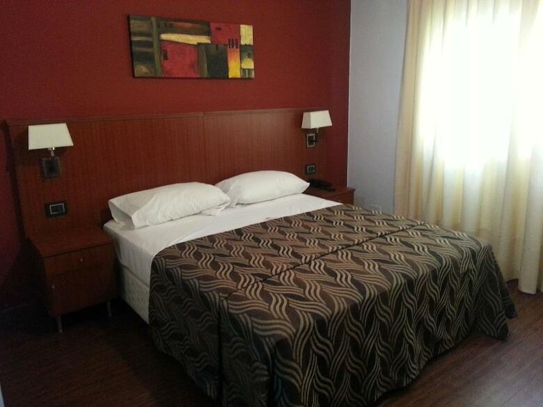 Tucuman Palace Hotel