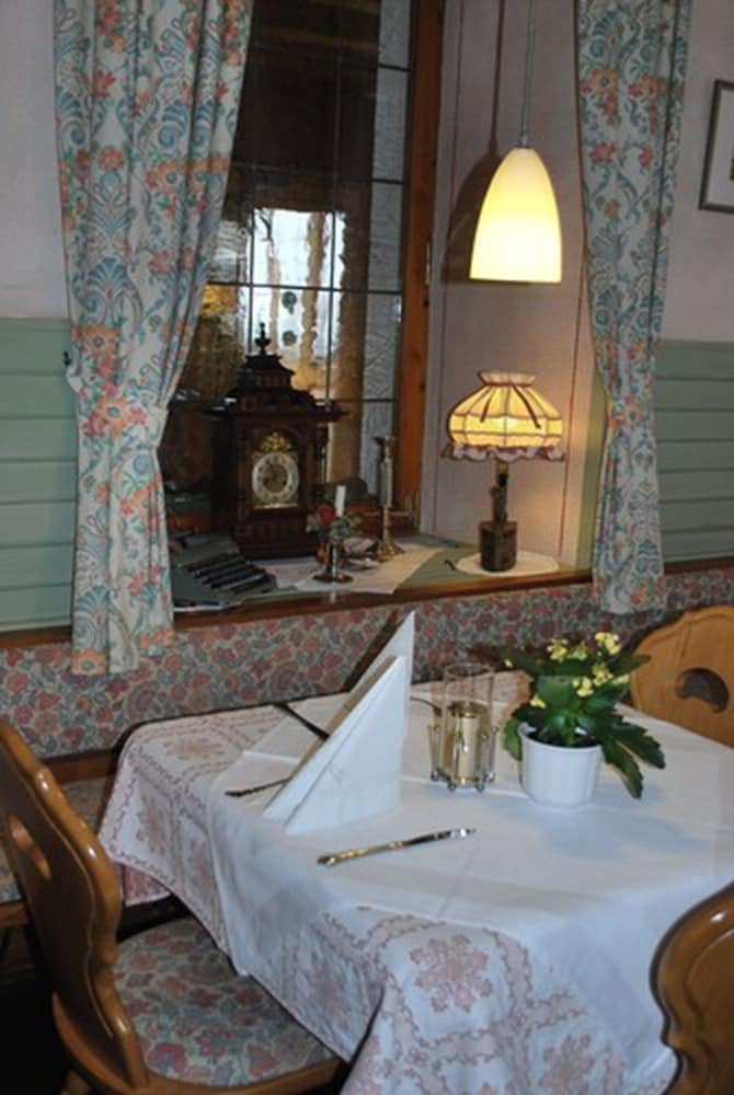 Pension Gasthof Hirschen