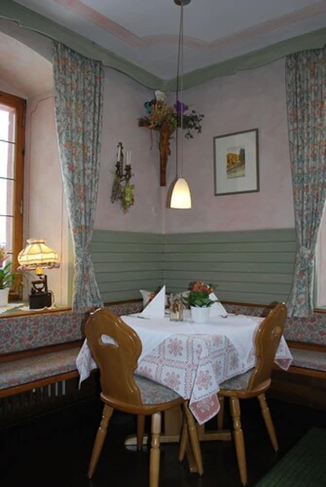 Pension Gasthof Hirschen