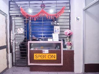 Hotel Spot On 89630 Hilltop Room