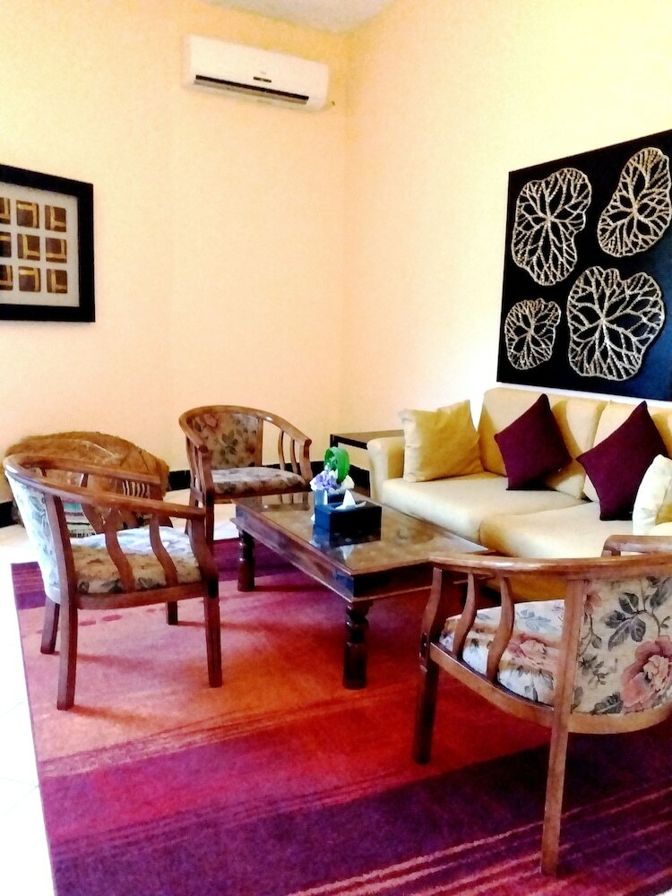 Acacias Hotel