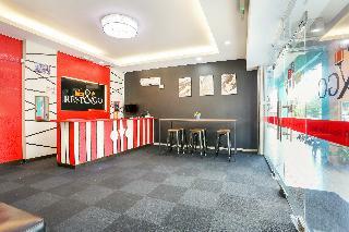 Oyo 89430 Rest & Go I-city Hotel