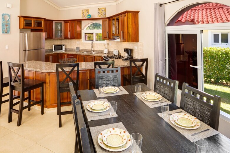 Ocean Village Villa 04