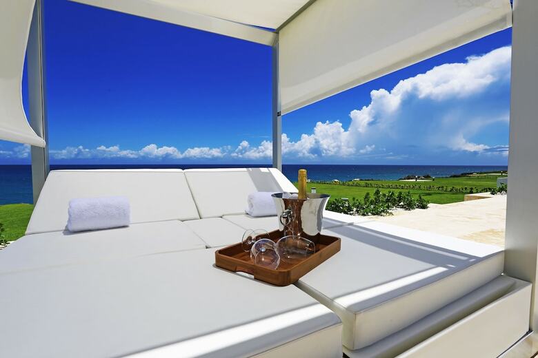 Ocean Front Villa Deluxe 4 Bedroom
