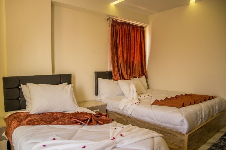 Hostal Gardenia Pyramids Hostel