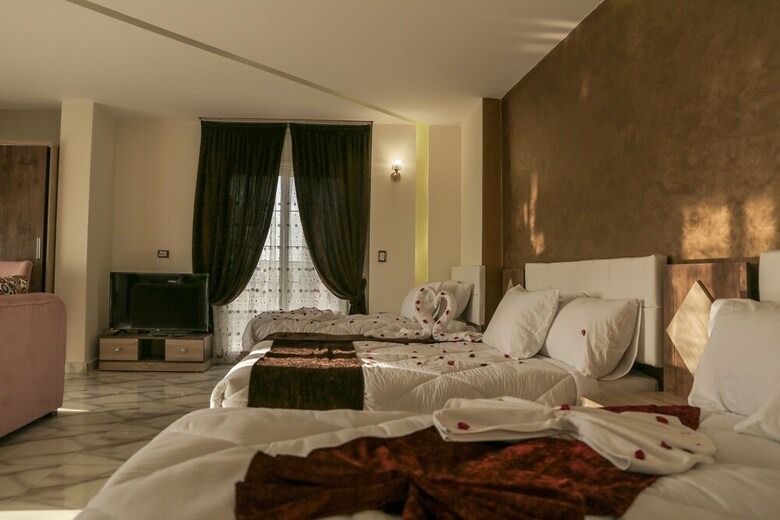 Hostal Gardenia Pyramids Hostel