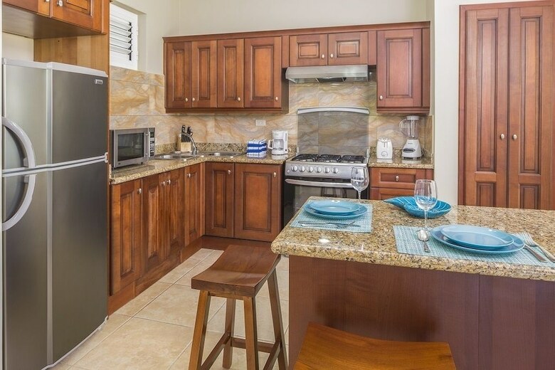Apartamentos Ocean Village #12