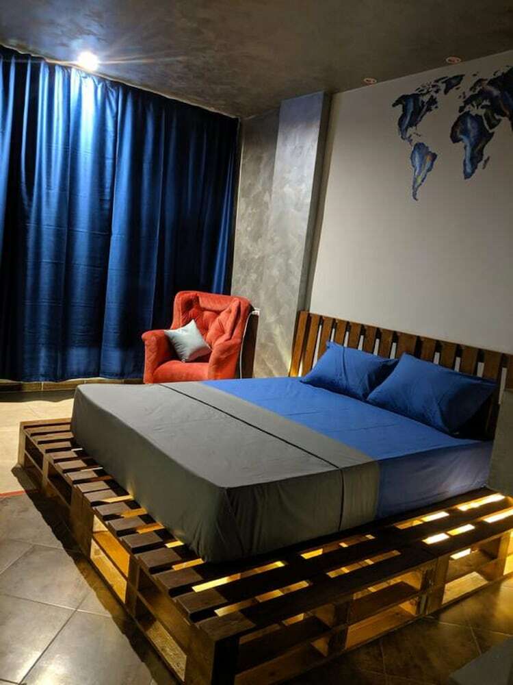 Hostal Marina Hostel