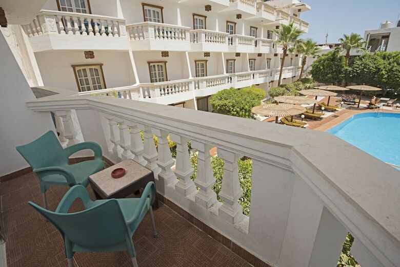 Hotel Zak Inn