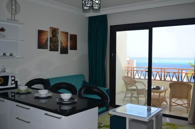 The Hill View Apartment