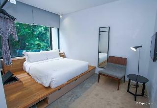 Hotel Lloyd S Inn