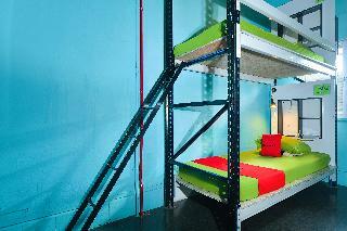 Reddoorz Hostel @ Lavender Street