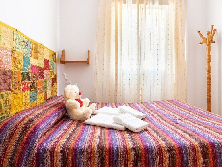 Vibrant Apartment In Total�n With Jacuzzi