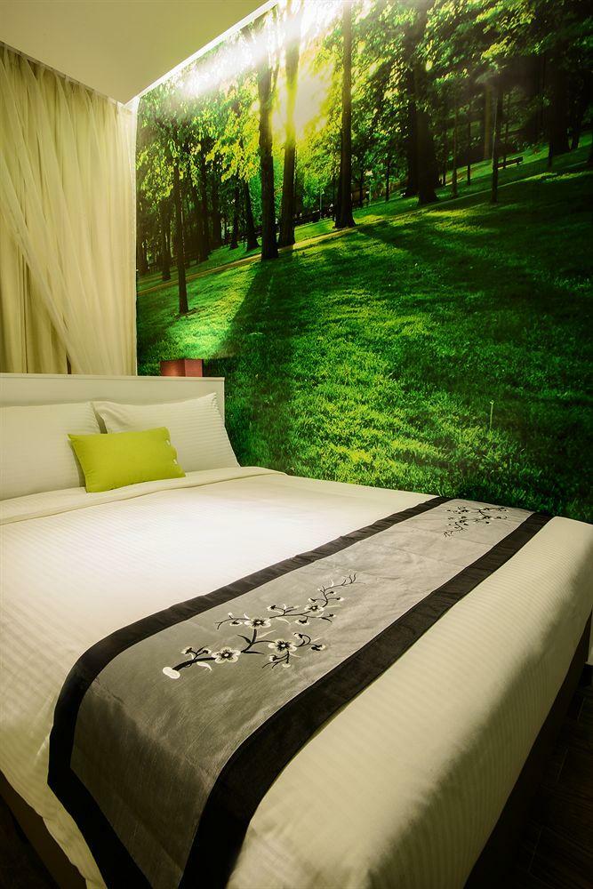 J8 Hotel