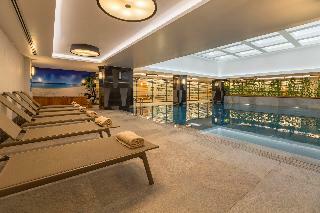 Golden Tulip Istanbul Bayrampasa Hotel