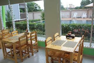 Hotel Gold Airport Suites