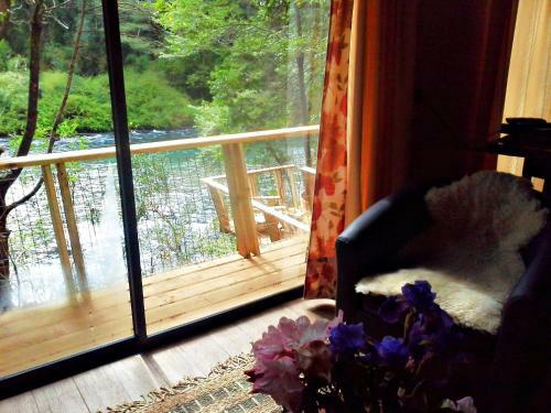 Hotel Salto Del Carileufu
