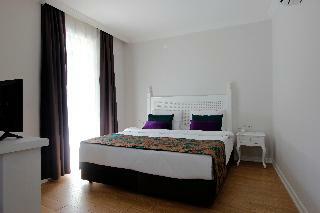 Azuu Boutique Hotel