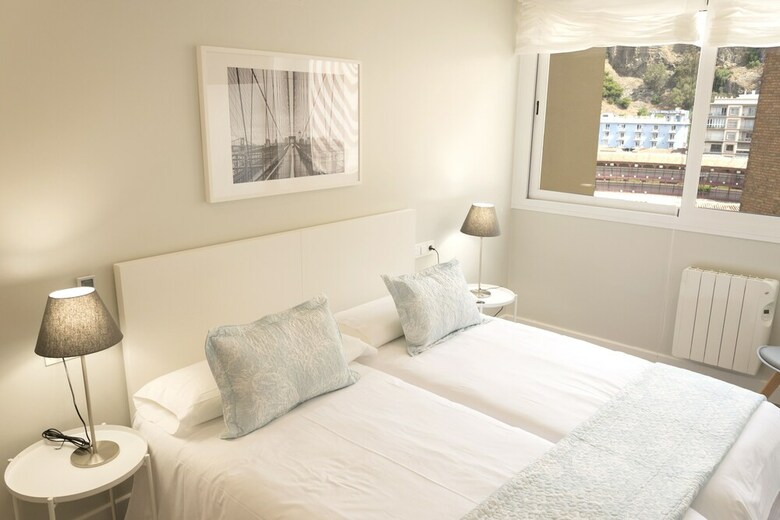 Apartamentos Living4malaga Arenal Superior