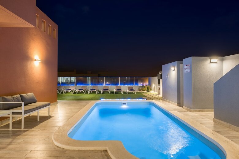 Villa Andrea, Ocean View, Heated Pool