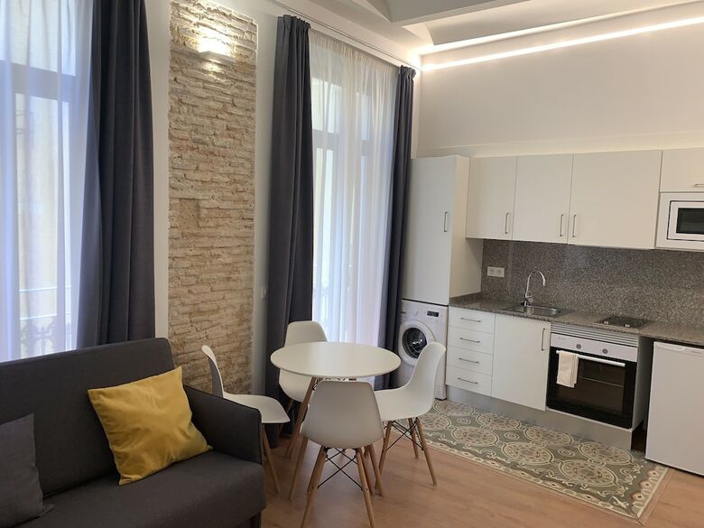 Apartamentos Old Town Flats Casa Burguerini