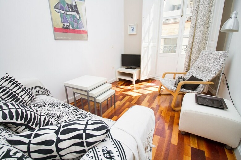 Apartamentos Nice Studio Teatro Cervantes By La Recepcion