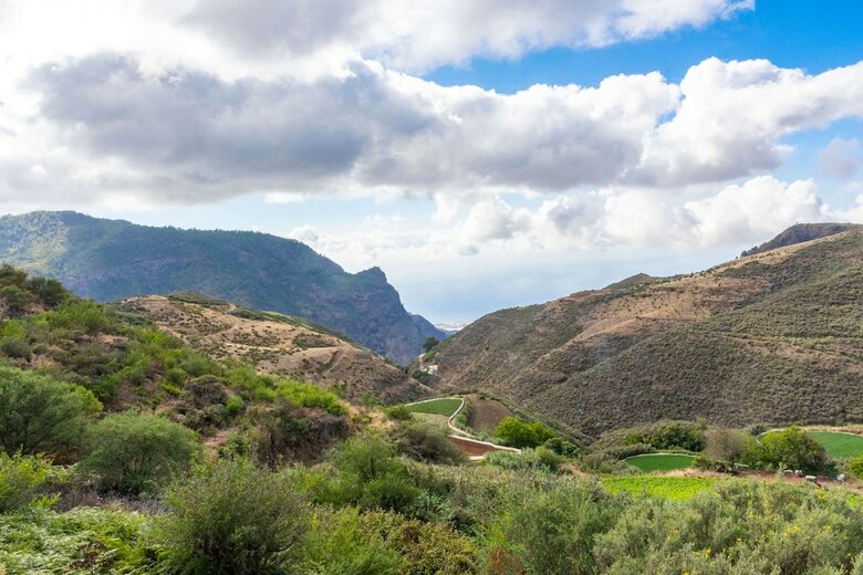 Casita De Campo Cerca De Risco Ca�do
