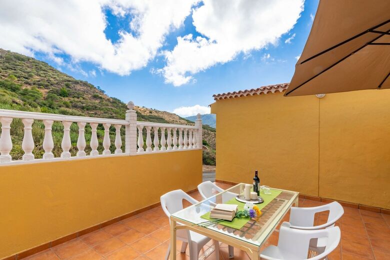 Casita De Campo Cerca De Risco Ca�do