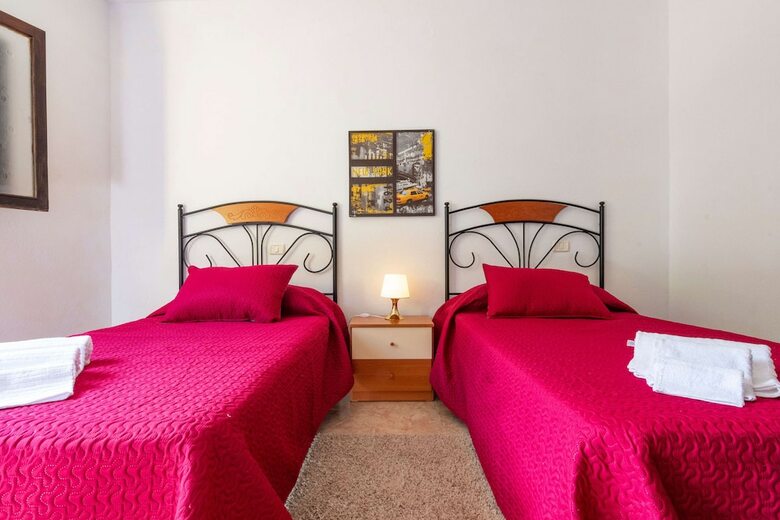 Casita De Campo Cerca De Risco Ca�do