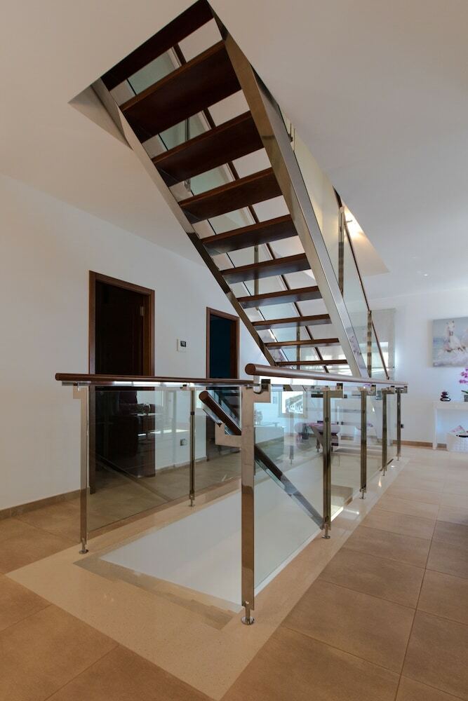 Vertical Villa, Luxury, Sea Views & Private Spa