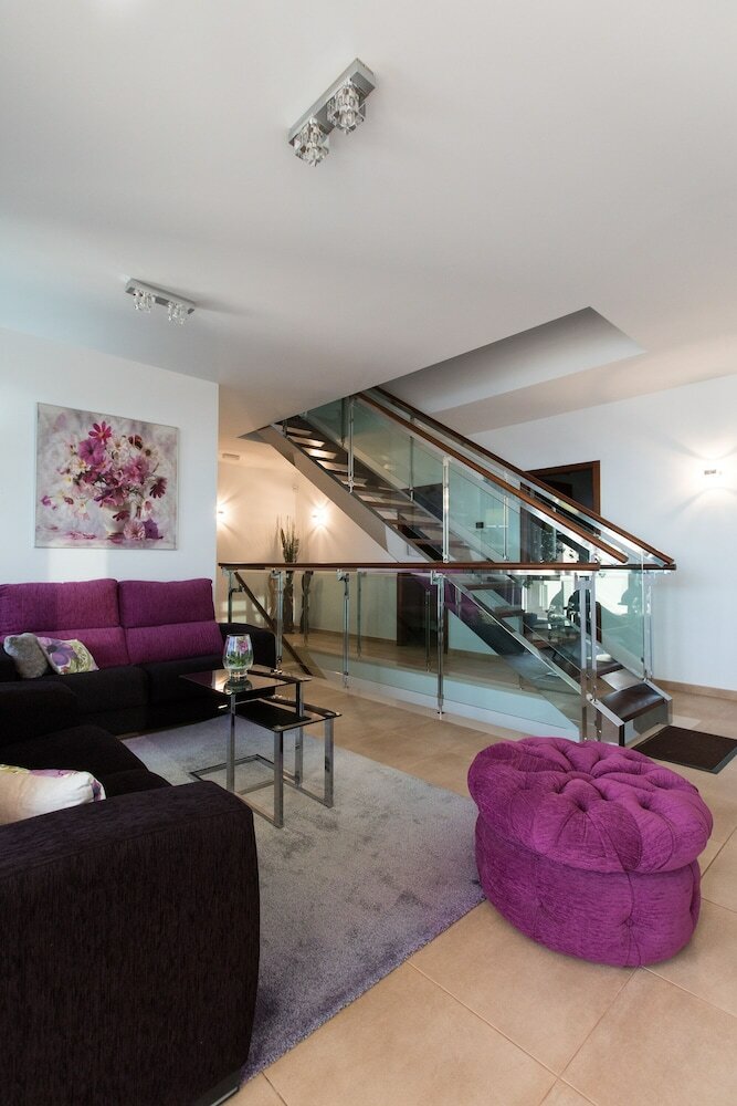 Vertical Villa, Luxury, Sea Views & Private Spa