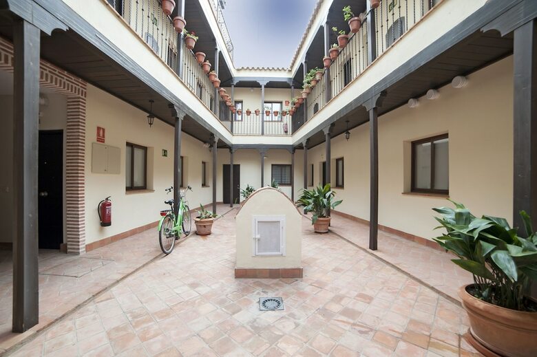 Apartamentos Patio Cartuja