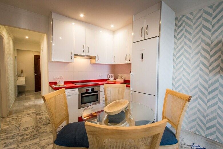 Holidays2malaga Malagueta Apartments