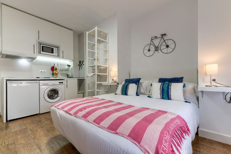 Holidays2malaga Malagueta Apartments