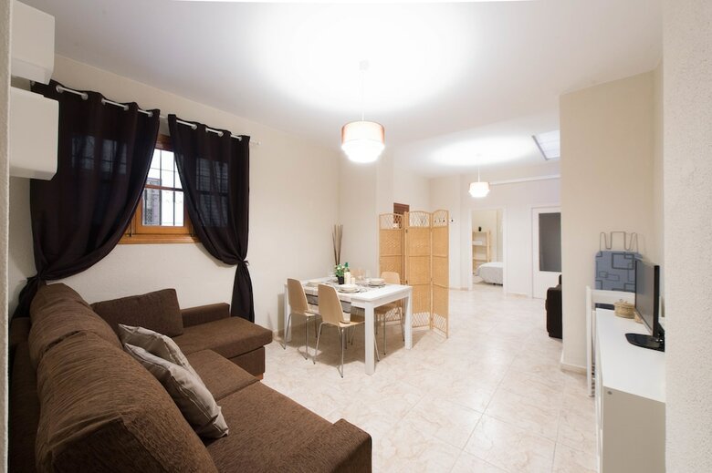 Sevilla Apartments Alfaqueque