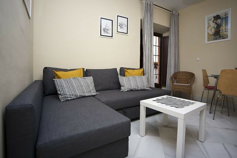 Precioso Apartamento En Casco Hist�rico