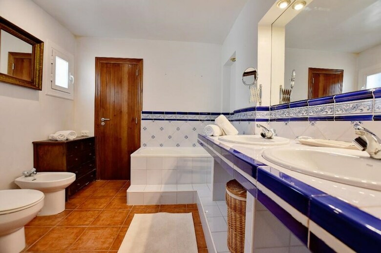 107505 - Villa In Llucmajor