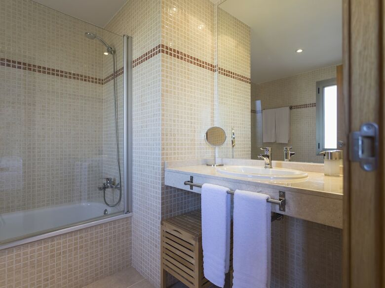Villas Caleta Beach & Golf