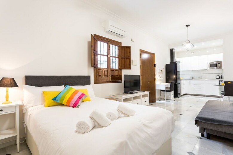Apartamentos Holi-rent Estudio Ba�os